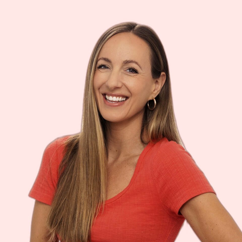 Lindsay Ostrom headshot.