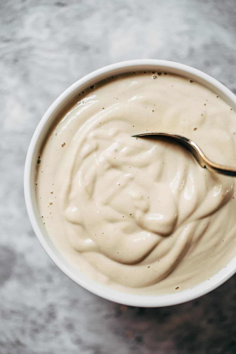 Cashew sauce in a bowl.